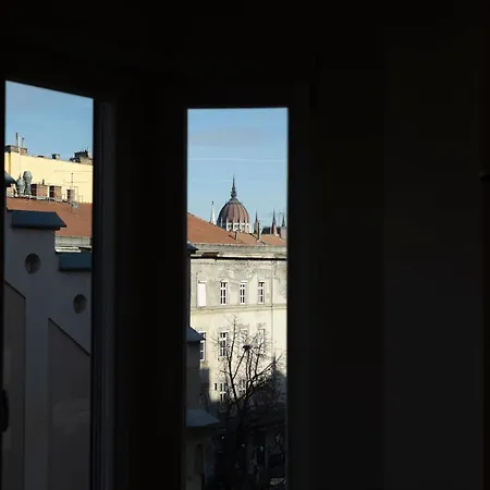 Апартаменты Cozy Gem By Fisherman's Bastion *